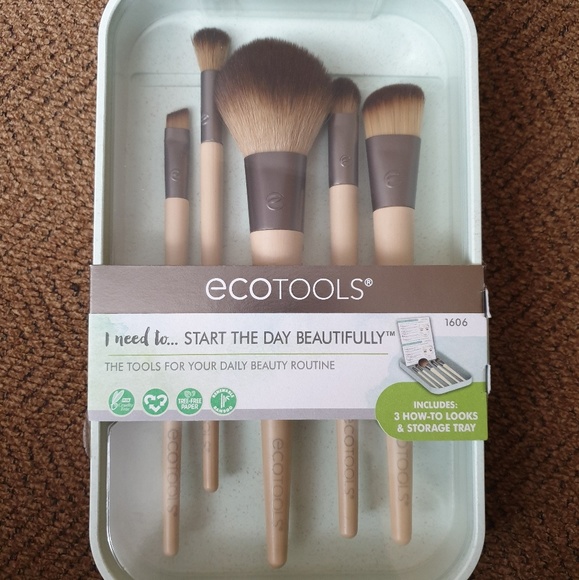 ❌❌SOLD❌❌Ecotools makeup brushes bundle - Picture 2 of 5